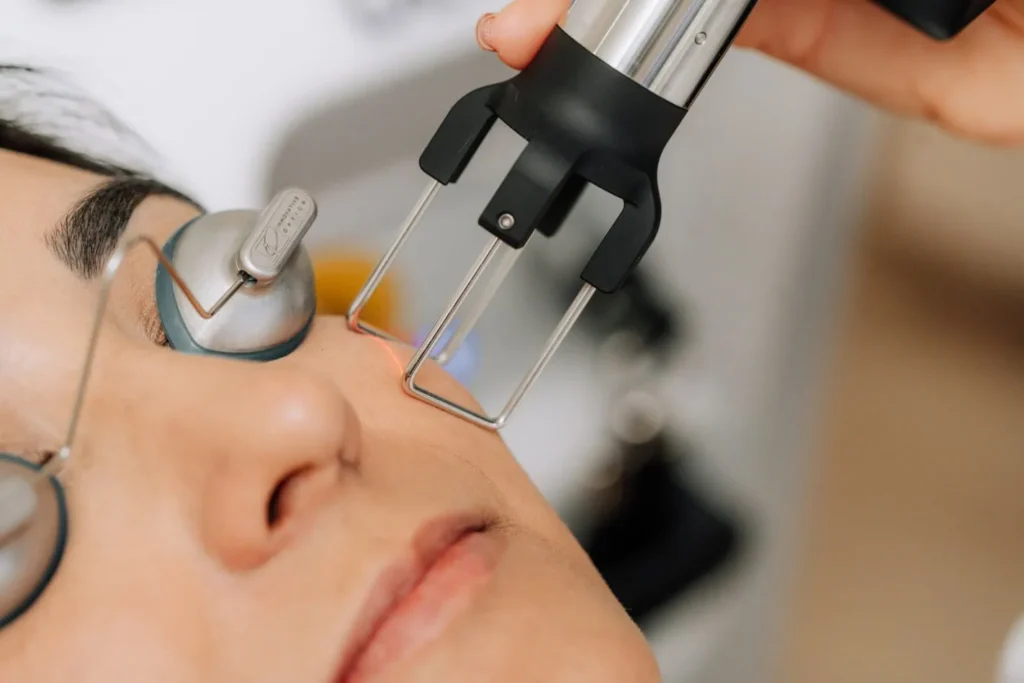 woman receiving laser treatement